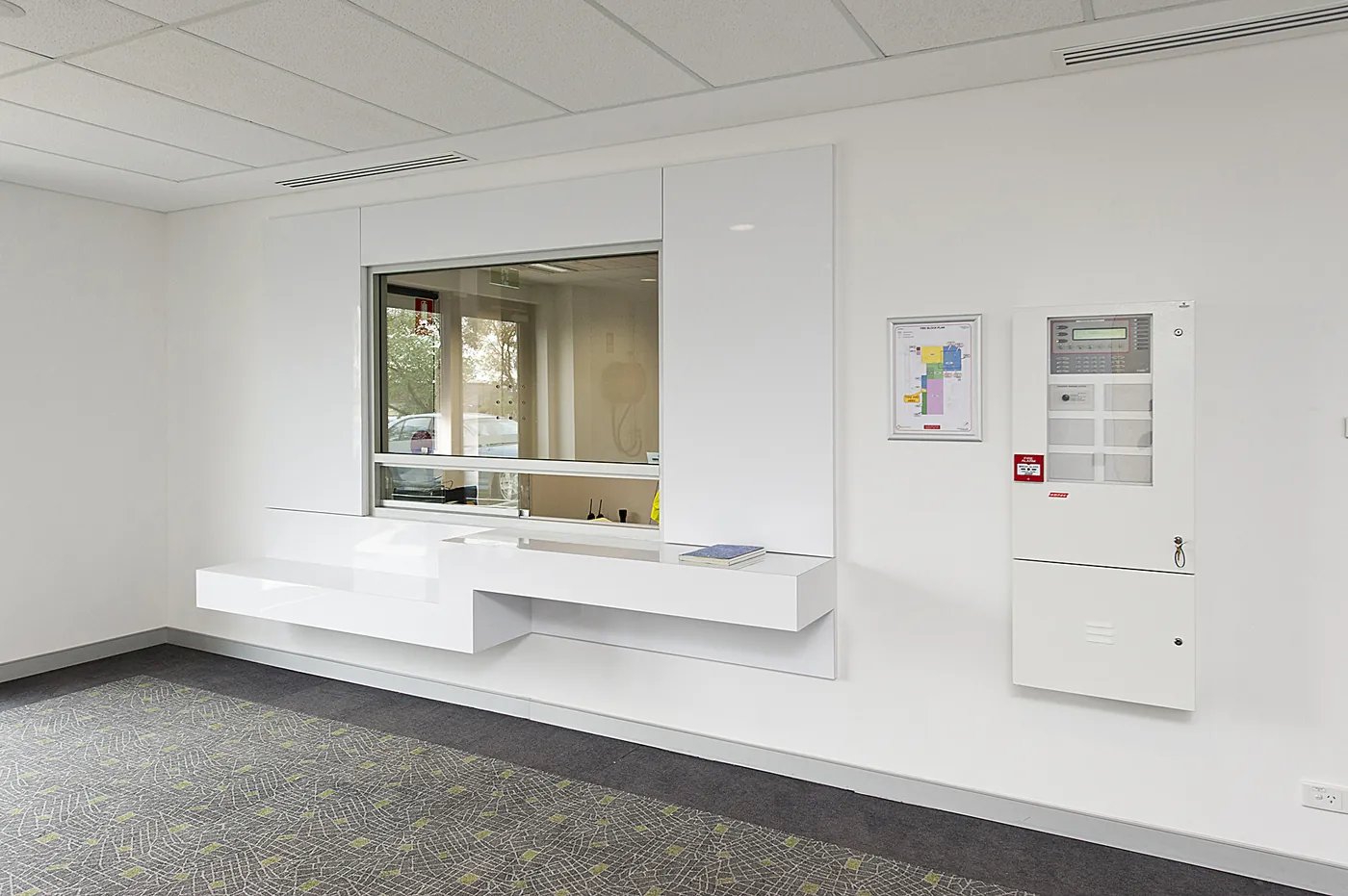 NBN — Meeting and utility zone.